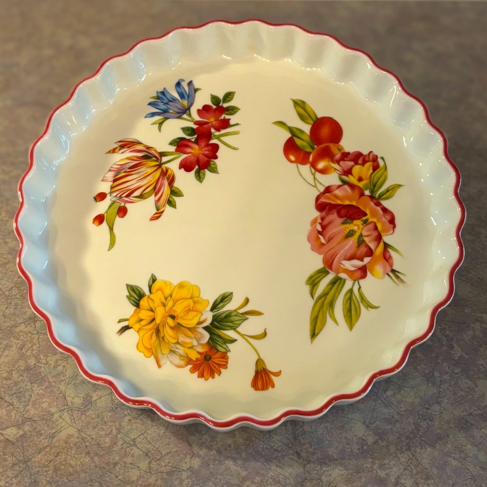Royal Worcester "Ashford" Floral Quiche Plate - Tart Dish - Deep Dish Pie Plate